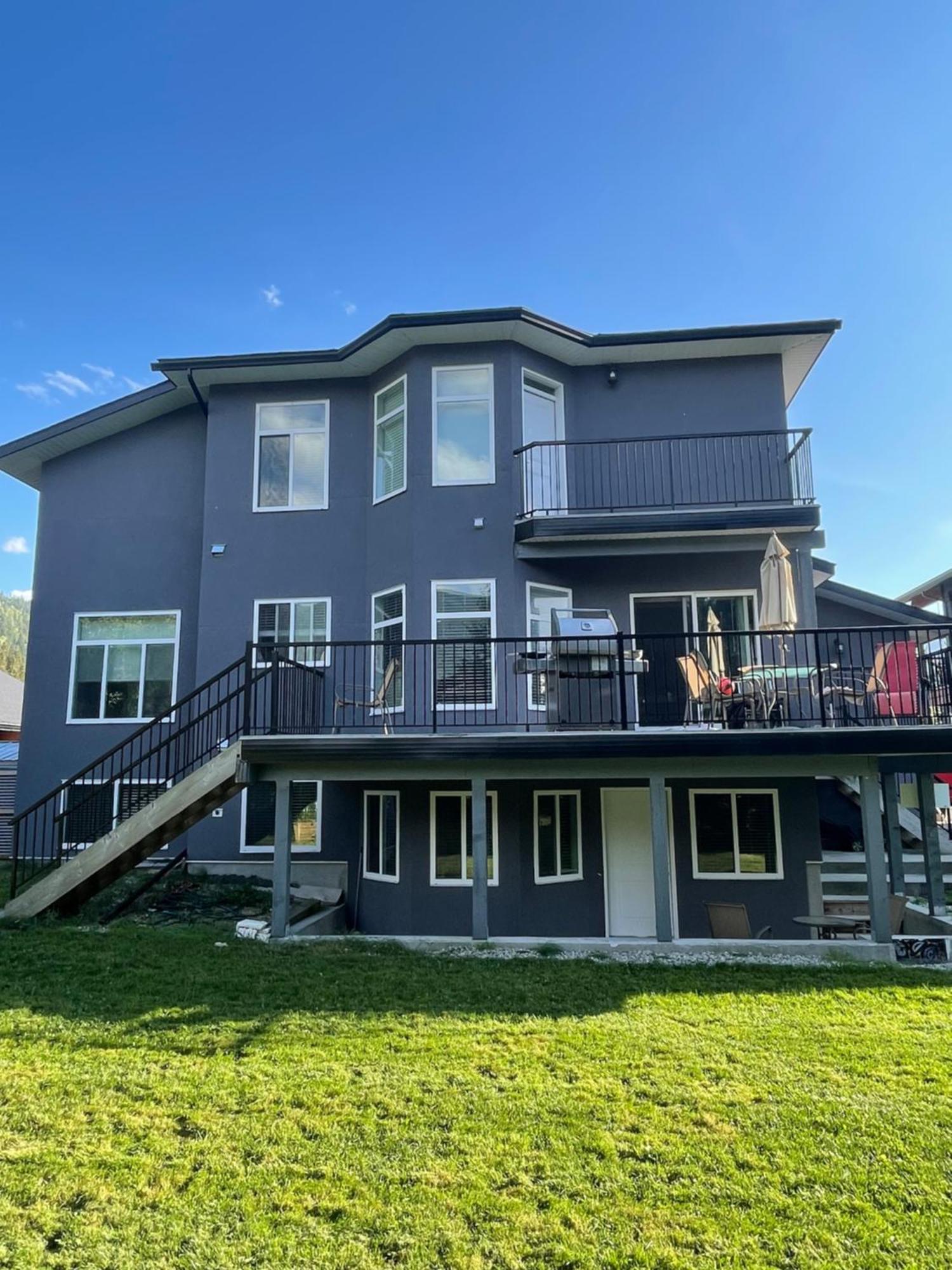 2 Bedroom Suite With Full Kitchen Revelstoke Exterior foto