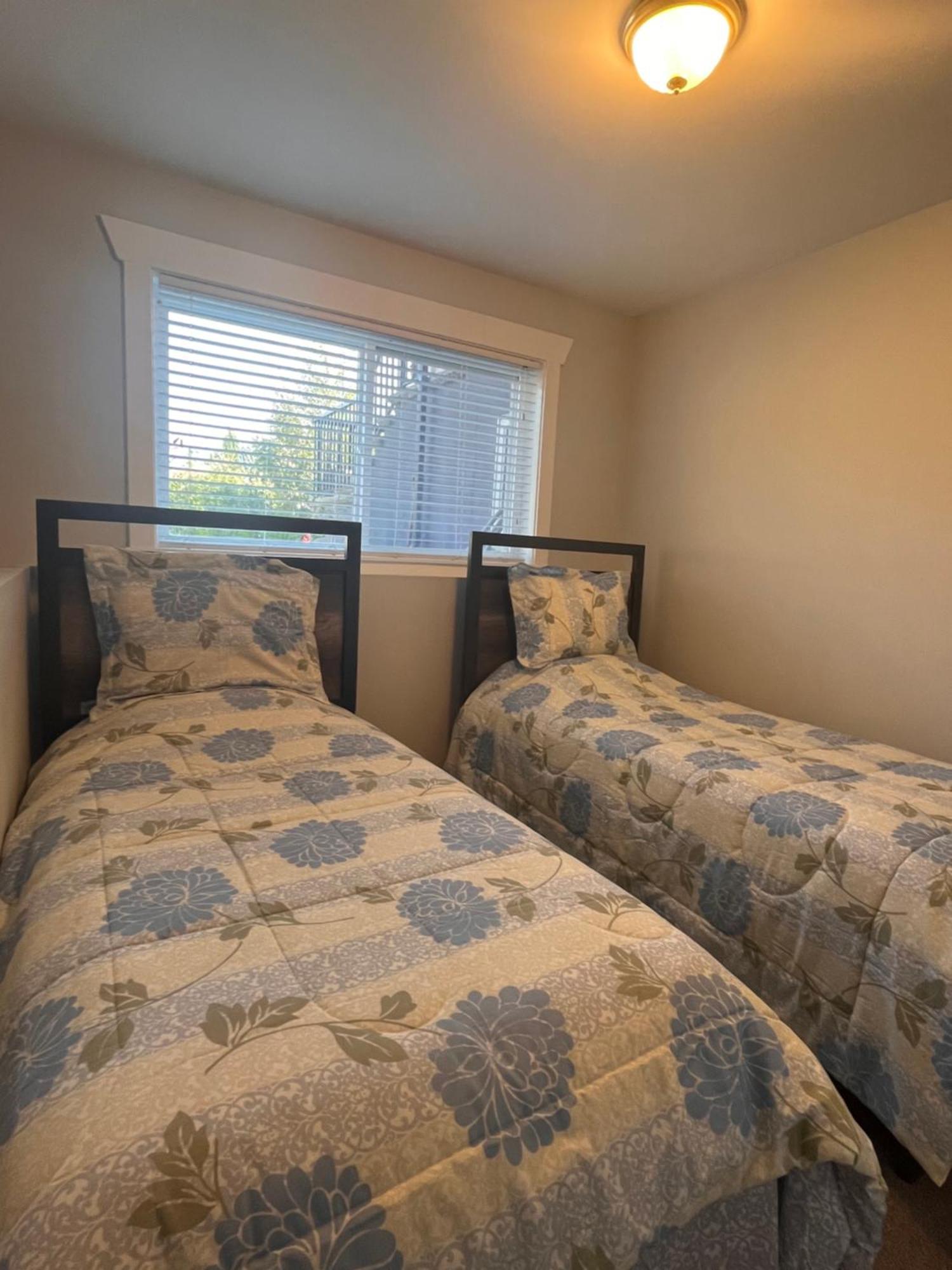 2 Bedroom Suite With Full Kitchen Revelstoke Exterior foto